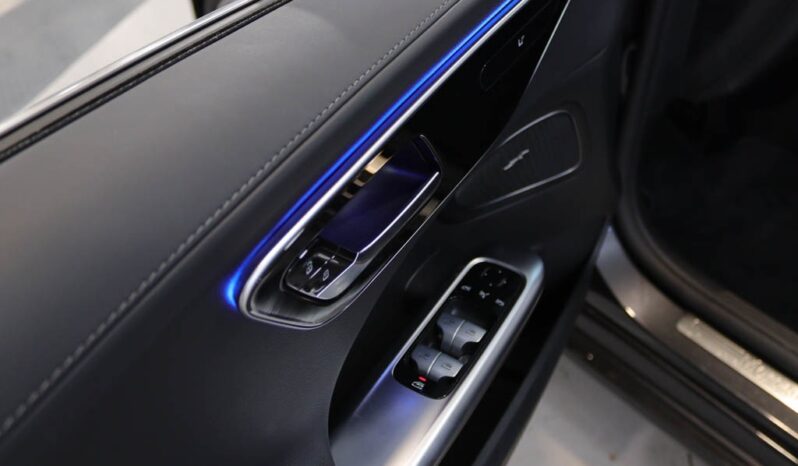 MERCEDES-BENZ Classe C 300 DE completo
