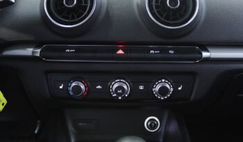 AUDI A3 Sportback 30 TFSI S TRONIC completo