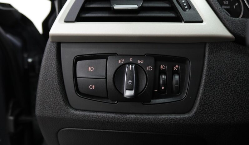 BMW Serie Touring LCI 318 D AUTO completo