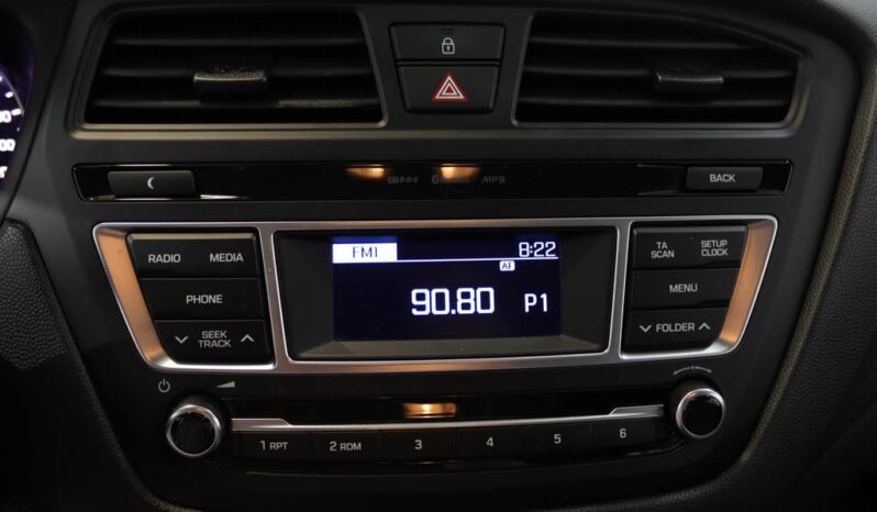 HYUNDAI i20 1.1 CRDI BLUE CLASSIC completo