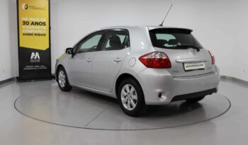 TOYOTA Auris 1.4 D-4D ACTIVE completo