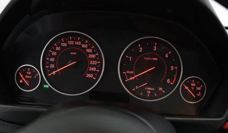 BMW Serie 318 D LINE SPORT completo