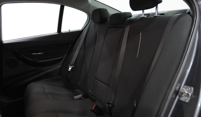 BMW Serie 318 D LINE SPORT completo