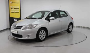 TOYOTA Auris 1.4 D-4D ACTIVE completo