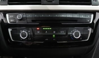 BMW Serie Touring LCI 318 D AUTO completo