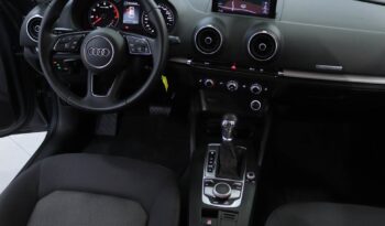 AUDI A3 Sportback 30 TFSI S TRONIC completo