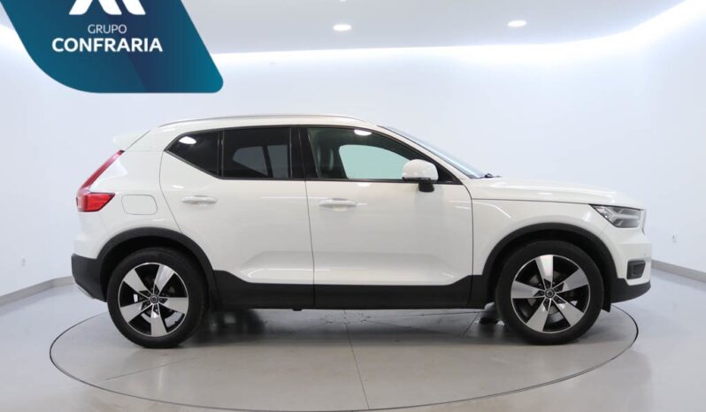 VOLVO XC40 2.0 D3 completo