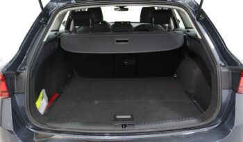 SEAT Leon Sportstourer 2.0 TDI STYLE completo