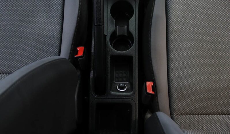 SEAT Arona 1.6 TDI STYLE completo