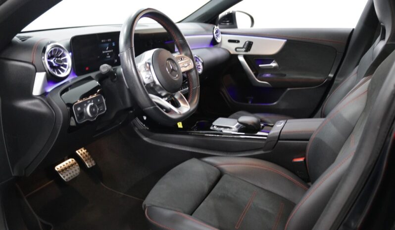 MERCEDES-BENZ Classe CLA Coupé 250 E completo