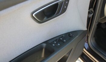 SEAT Leon 1.6 TDI STYLE S/S completo