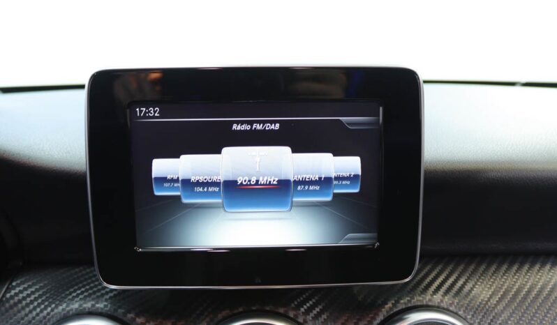 MERCEDES-BENZ Classe A 200 AMG completo