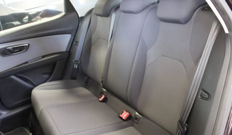 SEAT Leon 1.6 TDI STYLE S/S completo