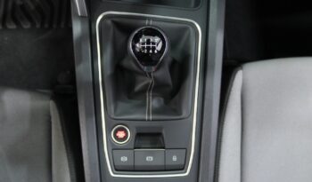 SEAT Leon Sportstourer 2.0 TDI STYLE completo