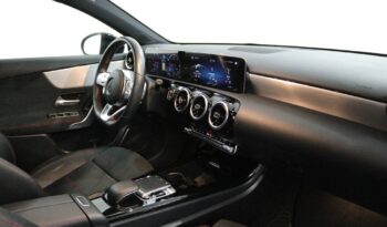 MERCEDES-BENZ Classe A 180 D AMG LINE AUT. completo