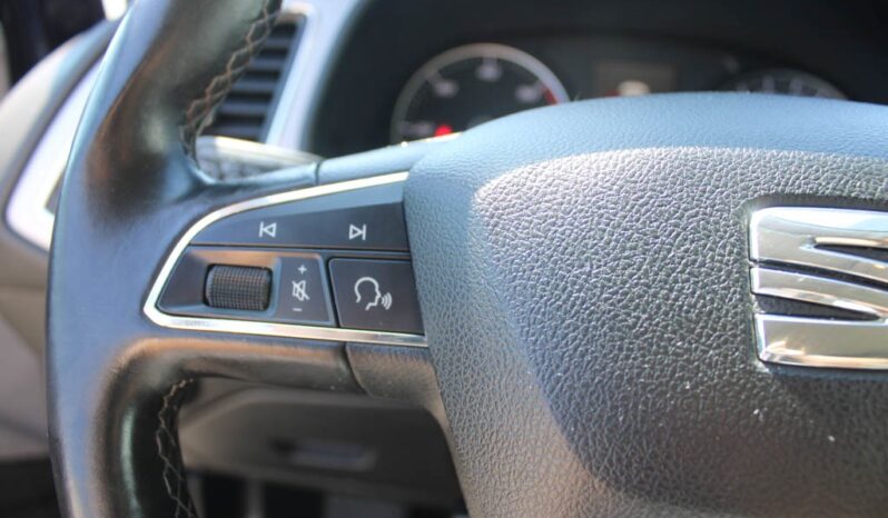 SEAT Leon 1.6 TDI STYLE S/S completo