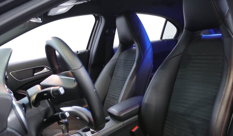 MERCEDES-BENZ Classe A 200 AMG completo