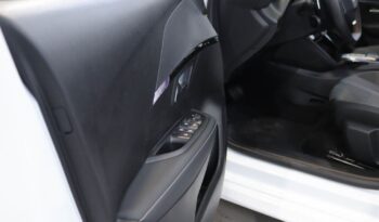 PEUGEOT 208 1.2 HYBRID ALLURE E-DCS6 completo
