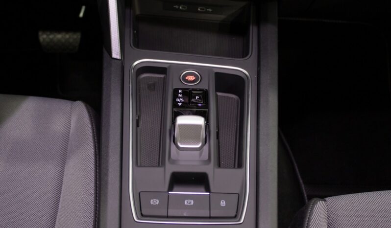 SEAT Leon Sportstourer 2.0 TDI STYLE DSG completo