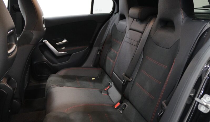 MERCEDES-BENZ Classe A 180 D completo