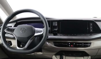 VOLKSWAGEN Multivan T7 2.0 TDI LIFE DSG completo