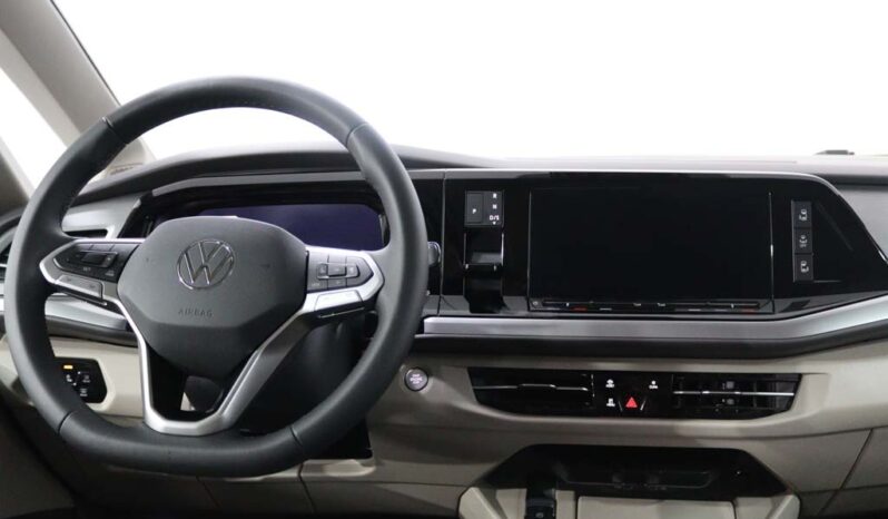 VOLKSWAGEN Multivan T7 2.0 TDI LIFE DSG completo