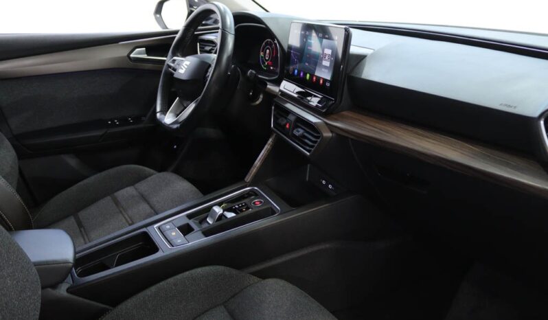SEAT Leon Sportstourer 1.4 E-HYBRID XCELLENCE DSG completo