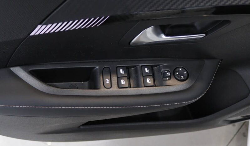 PEUGEOT 208 1.2 HYBRID ALLURE E-DCS6 completo