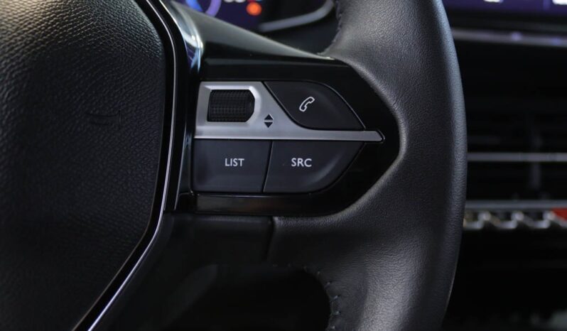 PEUGEOT 208 1.2 PURETECH ALLURE completo