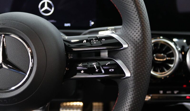 MERCEDES-BENZ Classe A 180 D completo