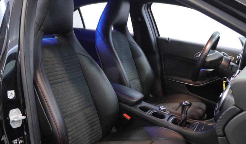 MERCEDES-BENZ Classe A 200 AMG completo
