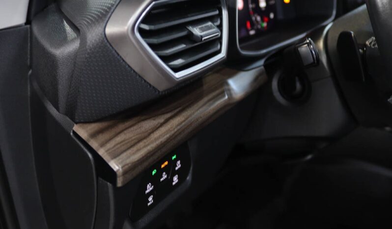 SEAT Leon Sportstourer 1.4 E-HYBRID XCELLENCE DSG completo
