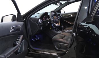 MERCEDES-BENZ Classe A 200 AMG completo