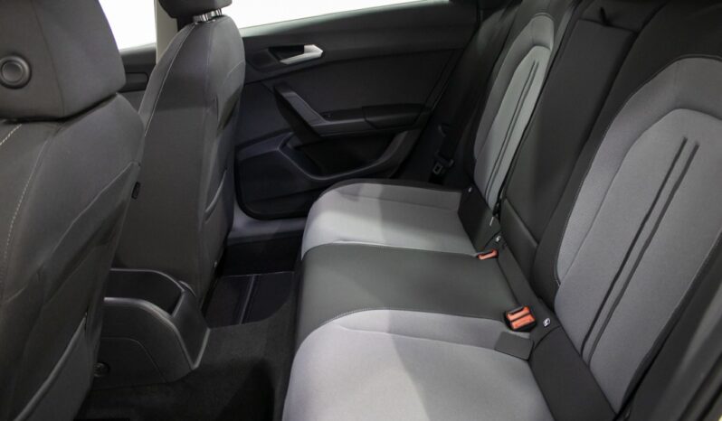 SEAT Leon Sportstourer 2.0 TDI STYLE DSG completo