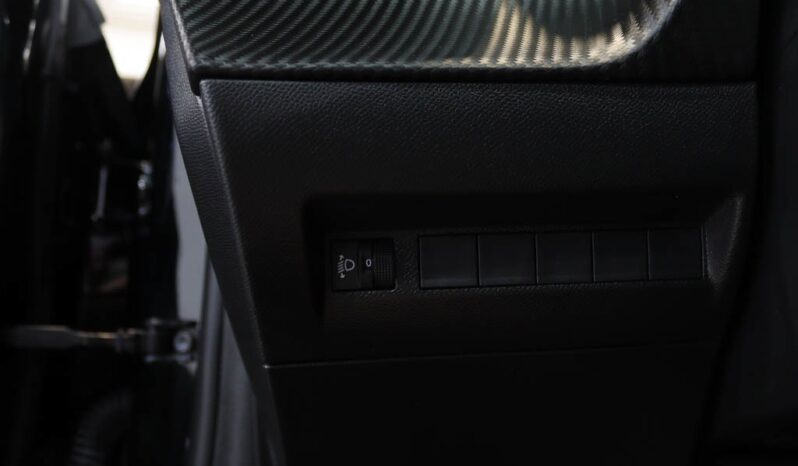 PEUGEOT 208 1.2 PURETECH ALLURE completo