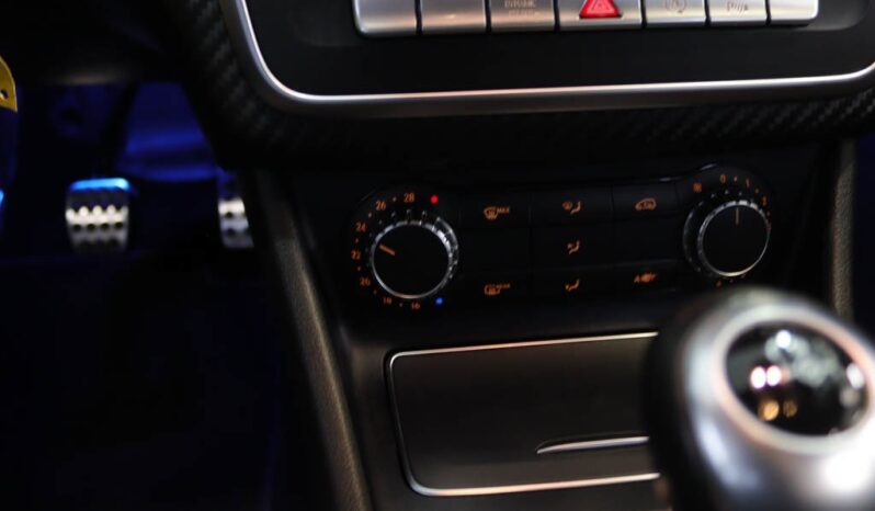MERCEDES-BENZ Classe A 200 AMG completo