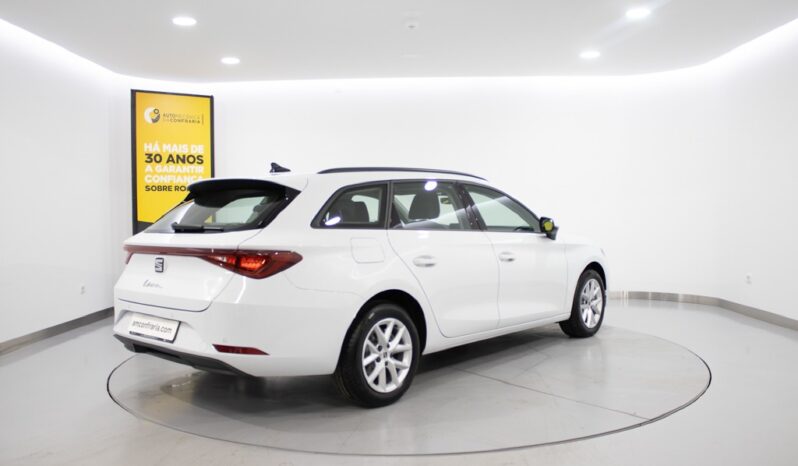 SEAT Leon Sportstourer 2.0 TDI STYLE DSG completo