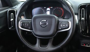 VOLVO XC40 2.0 D3 completo
