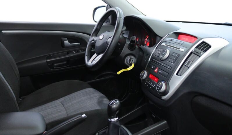 KIA Ceed 1.4 CVVT EX ISG completo