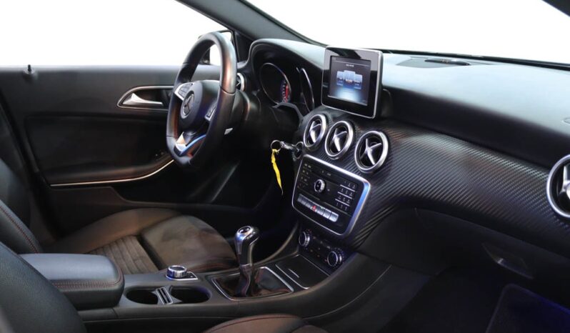 MERCEDES-BENZ Classe A 200 AMG completo