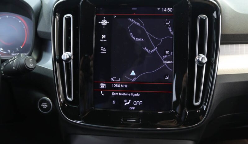 VOLVO XC40 2.0 D3 completo