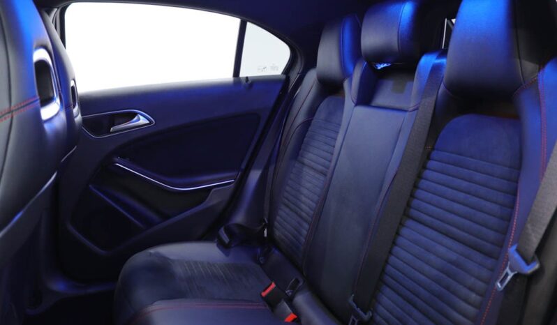 MERCEDES-BENZ Classe A 200 AMG completo