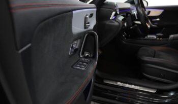 MERCEDES-BENZ Classe CLA Coupé 250 E completo