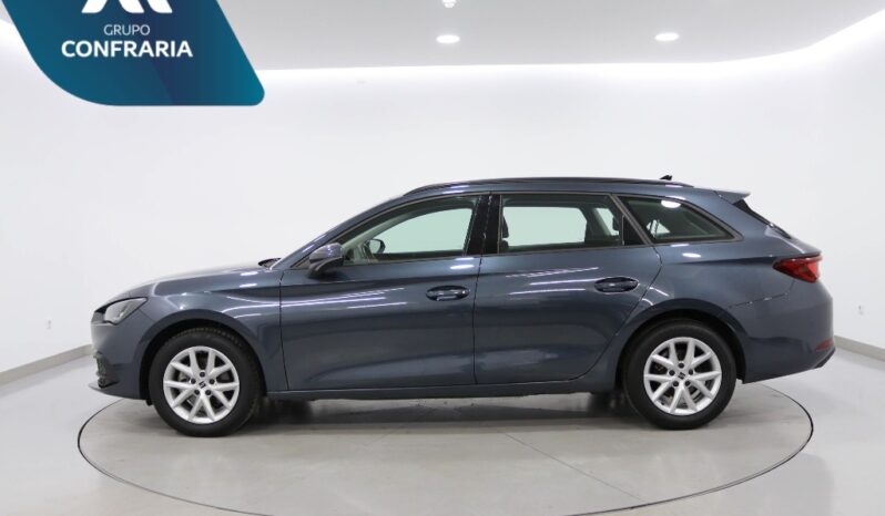 SEAT Leon Sportstourer 2.0 TDI STYLE completo