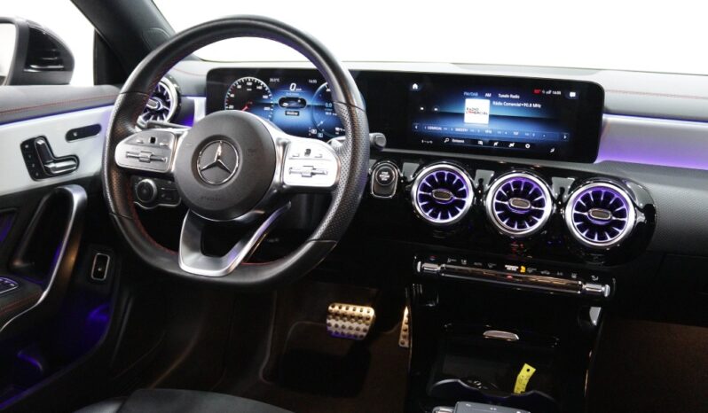 MERCEDES-BENZ Classe CLA Coupé 250 E completo