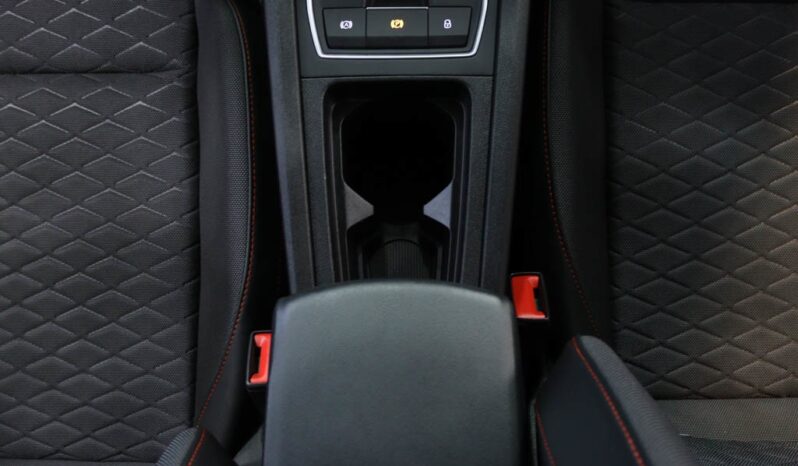 SEAT Leon Sportstourer 1.4 E-HYBRID FR DSG completo