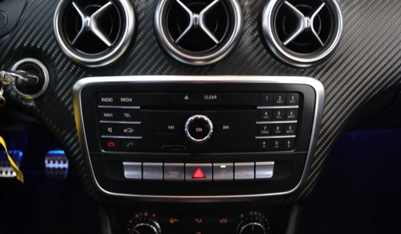 MERCEDES-BENZ Classe A 200 AMG completo