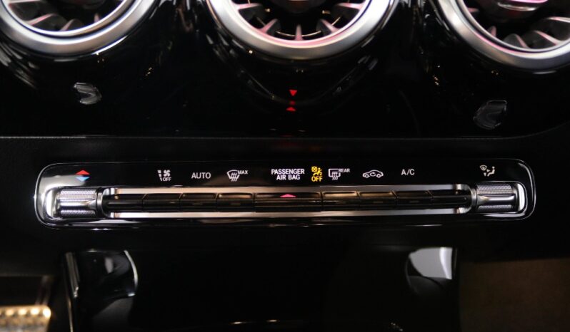 MERCEDES-BENZ Classe A 180 D completo