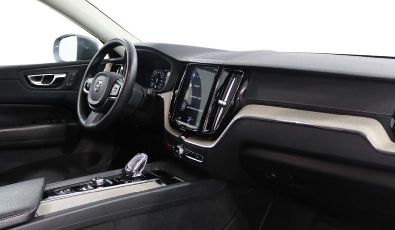 VOLVO XC60 2.0 T8 PHEV INSCRIPTION AWD completo