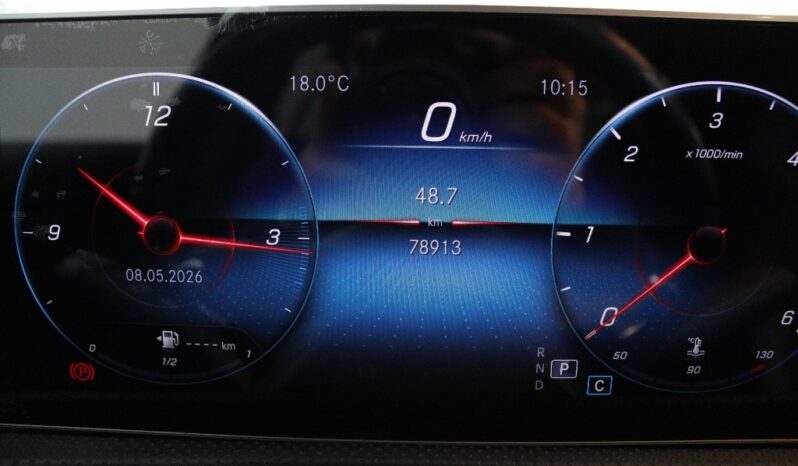 MERCEDES-BENZ Classe A 180 D AMG LINE AUT. completo